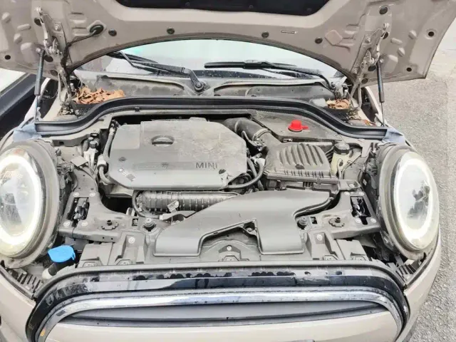 MINI Hatch — Фото автомобиля 3