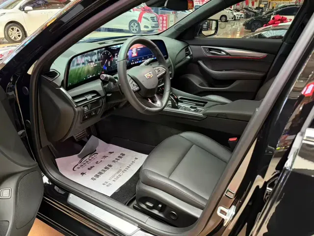 Cadillac CT5 — Фото автомобиля 8