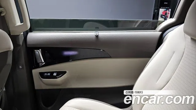 Kia Canival Carnival 4 поколение Бензин 9 мест Signature — Фото автомобиля 25