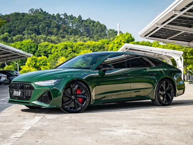 Фотография автомобиля — Audi RS 7