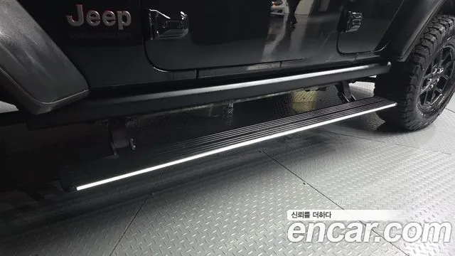 Jeep Wrangler — Фото автомобиля 29