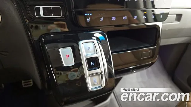 Hyundai Staria — Фото автомобиля 12