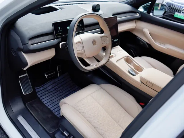 Nio EC7 — Фото автомобиля 10