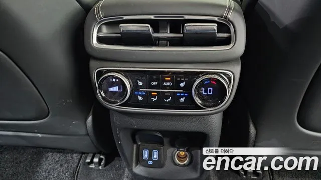 Genesis GV80 — Фото автомобиля 24