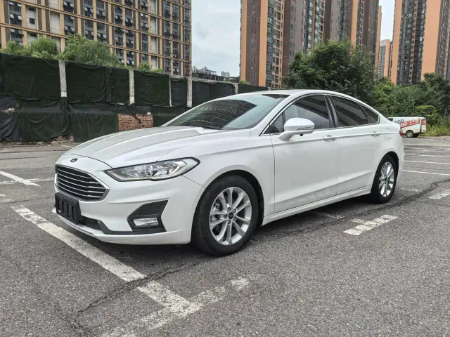 Фотография автомобиля — Ford Mondeo