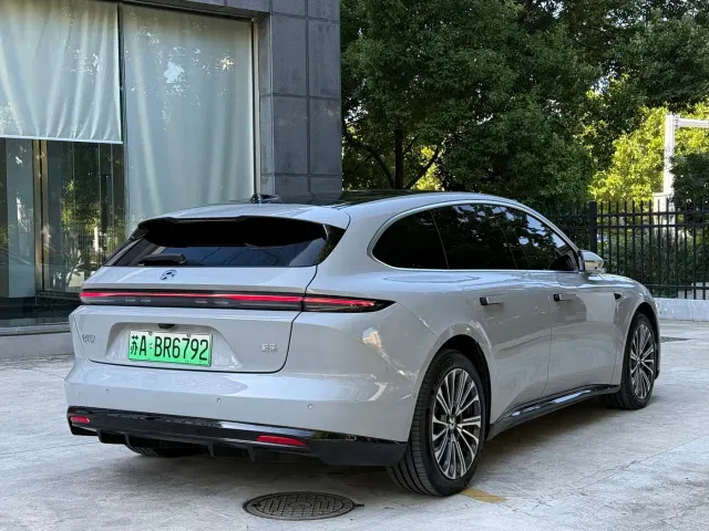 Nio ET5 Touring — Фото автомобиля 4
