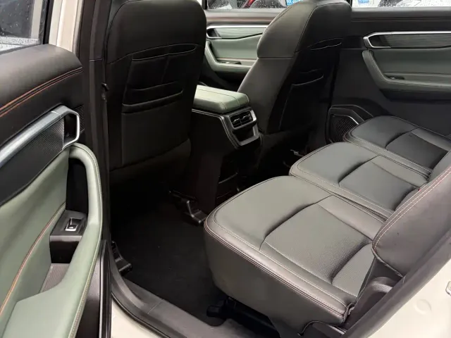 Geely Haoyue L — Фото автомобиля 19