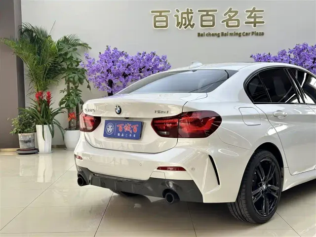BMW 1 Series — Фото автомобиля 9