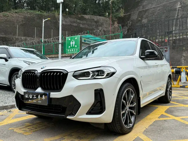 Фотография автомобиля — BMW X3