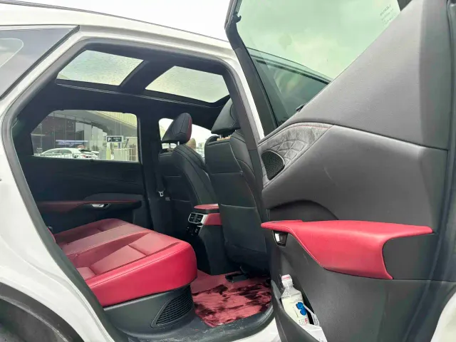 Lexus RX — Фото автомобиля 13