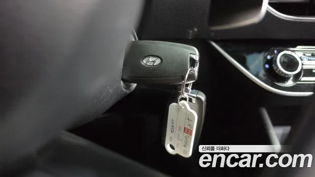 Hyundai Sonata Sonata (DN8) 2.0 LPG(Для проката) — Фото автомобиля 15