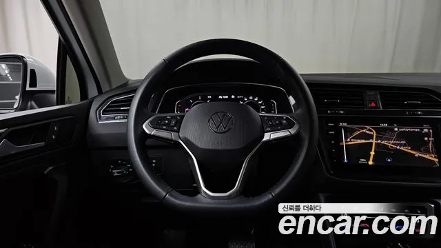 Volkswagen Tiguan Tiguan 2 поколение 2.0 TDI Prestige — Фото автомобиля 13
