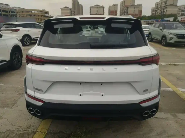 Geely Binyue — Фото автомобиля 5