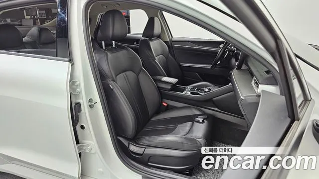 Kia K5 Generation 3 — Фото автомобиля 16
