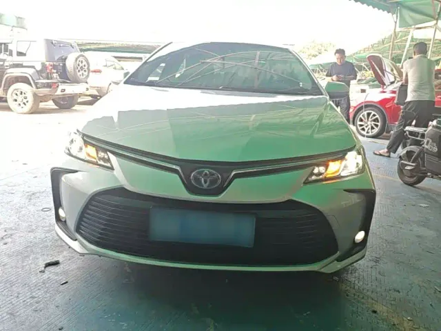 Toyota Corolla — Фото автомобиля 2