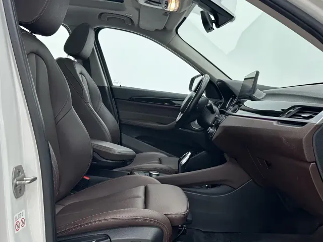 BMW X1 — Фото автомобиля 9