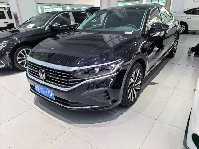 Фотография автомобиля — Volkswagen Passat