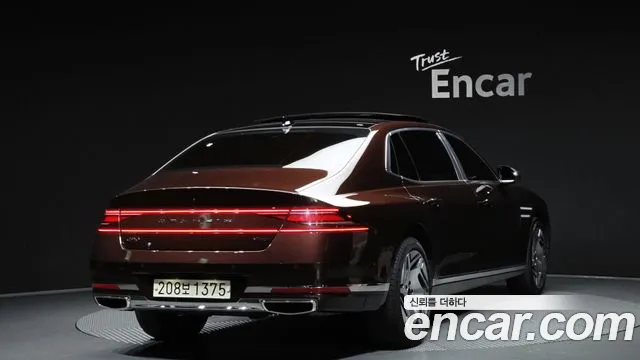Genesis G90 Бензин 3.5 Turbo e-S/C AWD LWB — Фото автомобиля 2