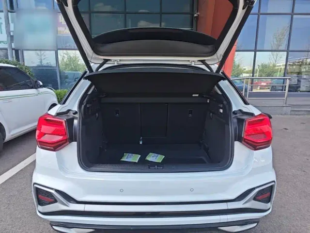 Audi Q2L — Фото автомобиля 18