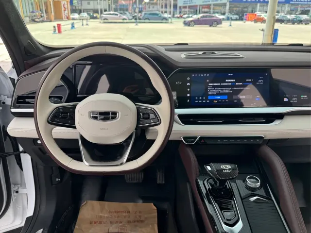 Geely Xingyue L — Фото автомобиля 15