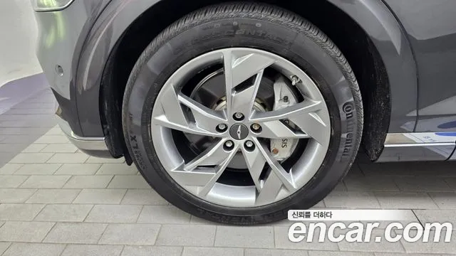 Genesis GV70 Electrified GV70 — Фото автомобиля 5