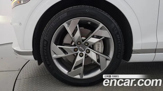 Genesis GV70 Electrified — Фото автомобиля 5