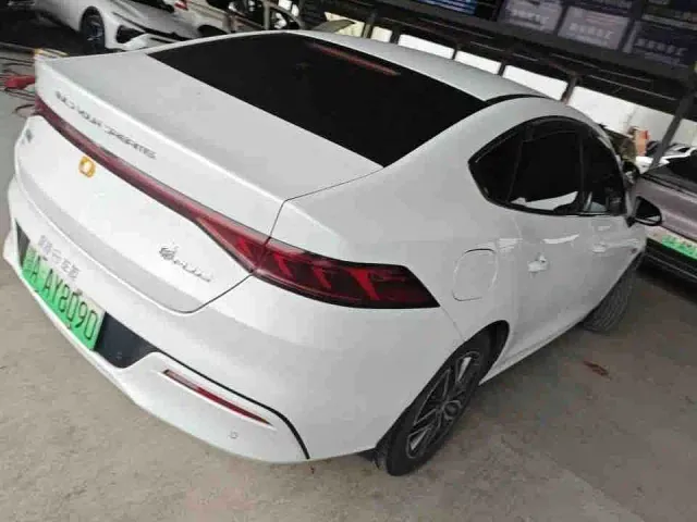 BYD Qin PLUS — Фото автомобиля 5