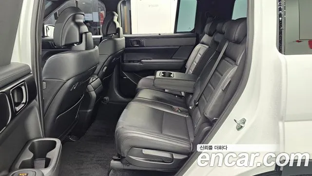 Hyundai Santa Fe — Фото автомобиля 18