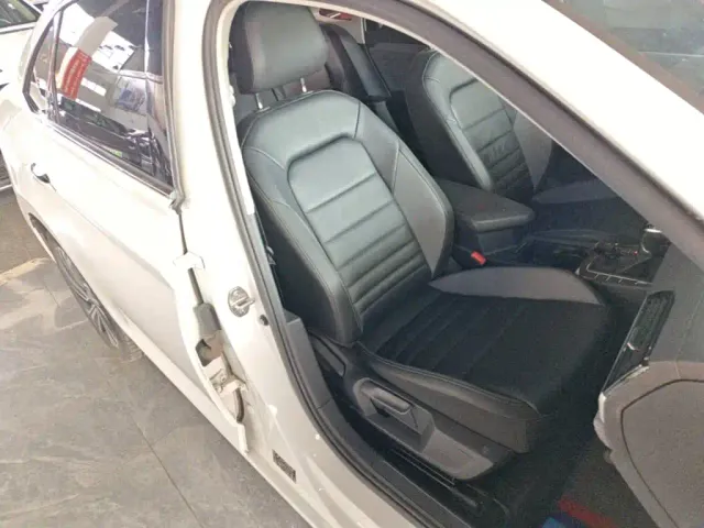 Volkswagen Sagitar — Фото автомобиля 24