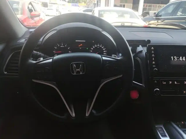 Honda Avancier — Фото автомобиля 10