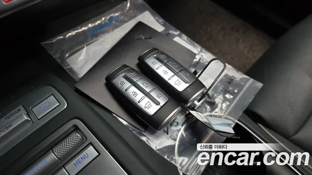 Genesis GV70 Electrified GV70 — Фото автомобиля 17