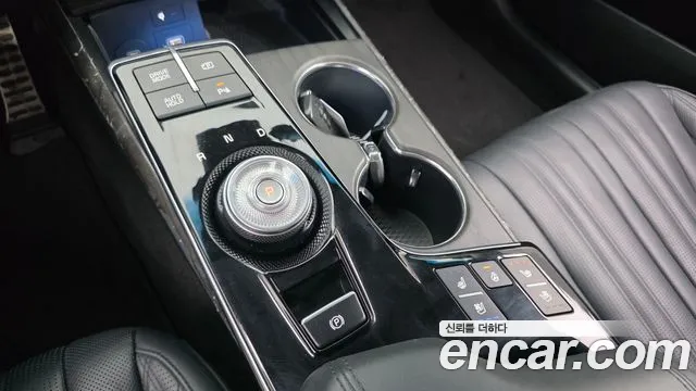 Kia K8 K8 Hybrid — Фото автомобиля 9