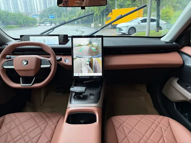 Changan Eado — Фото автомобиля 8