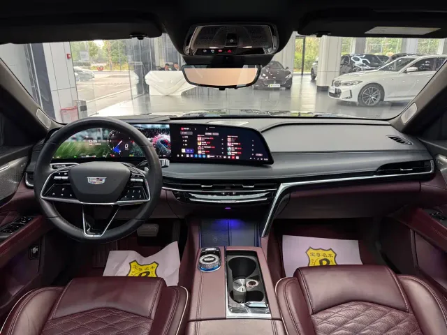 Cadillac CT6 — Фото автомобиля 10