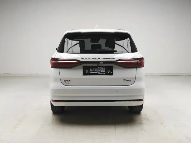 BYD Song MAX — Фото автомобиля 5