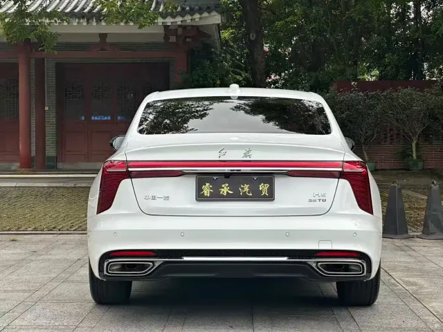 Hongqi H5 — Фото автомобиля 5