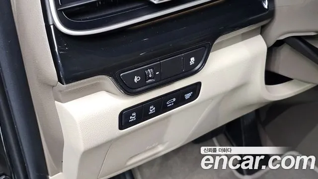 Kia Carnival — Фото автомобиля 20
