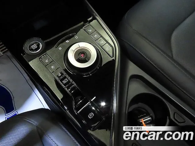 Kia Niro The All New — Фото автомобиля 12