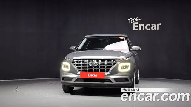 Hyundai Venue — Фото автомобиля 3