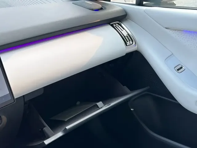XPeng XPeng P7+ 2024 Long Range Max — Фото автомобиля 15