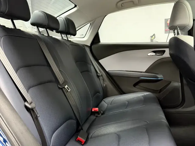 Chevrolet Monza — Фото автомобиля 13