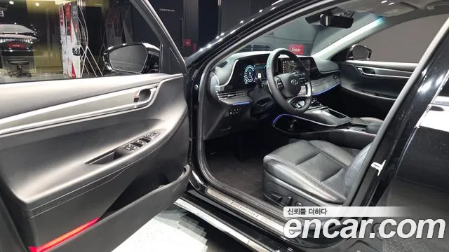 Hyundai Grandeur (New) Hybrid — Фото автомобиля 15