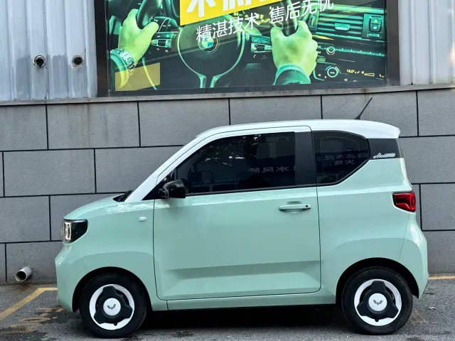 Wuling Hongguang Mini EV — Фото автомобиля 15