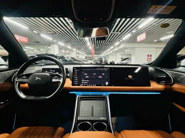 Xpeng G9 — Фото автомобиля 8