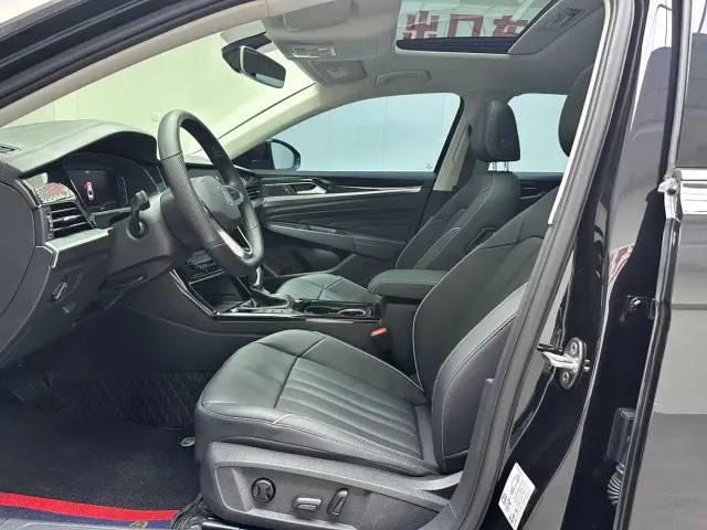Volkswagen Passat — Фото автомобиля 4