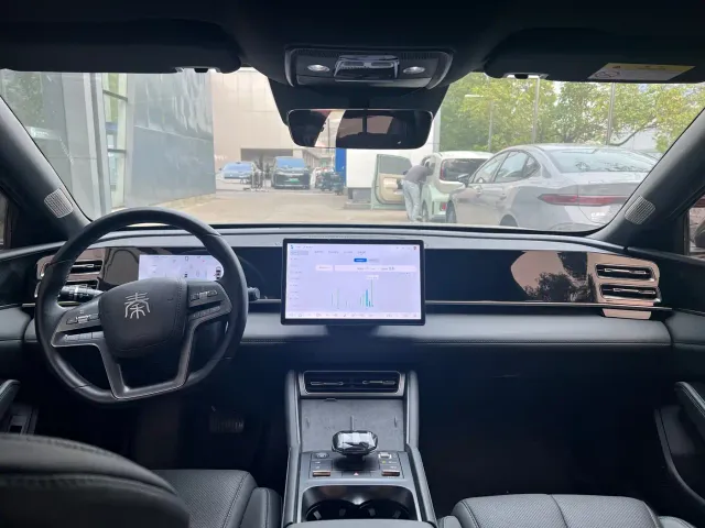 BYD Qin L — Фото автомобиля 6