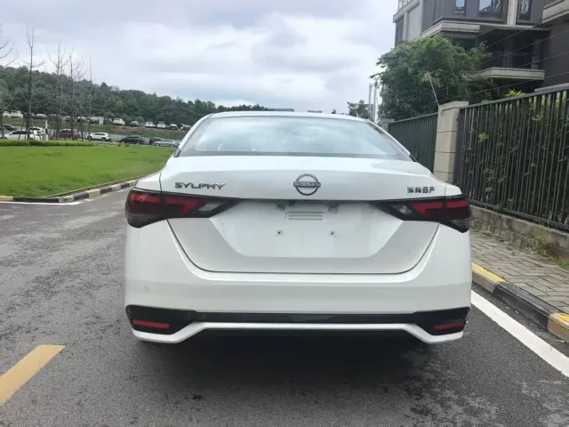 Nissan Sylphy — Фото автомобиля 9