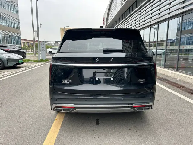 Hongqi HS7 PHEV — Фото автомобиля 5