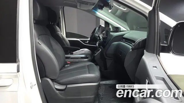 Hyundai Staria Staria Карго 5 мест — Фото автомобиля 11