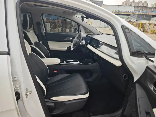 Geely Geometry E Firefly — Фото автомобиля 13